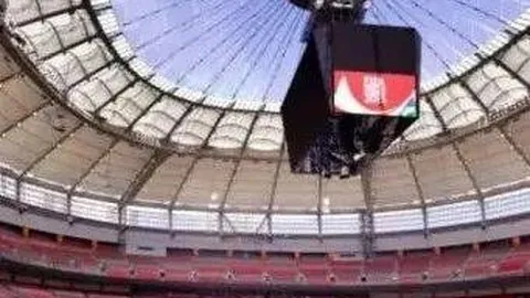 利物浦战胜对手，努涅斯进球萨拉赫助攻，2-0登顶积分榜